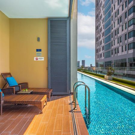 Greystone 99 Suites Malacca Екстер'єр фото