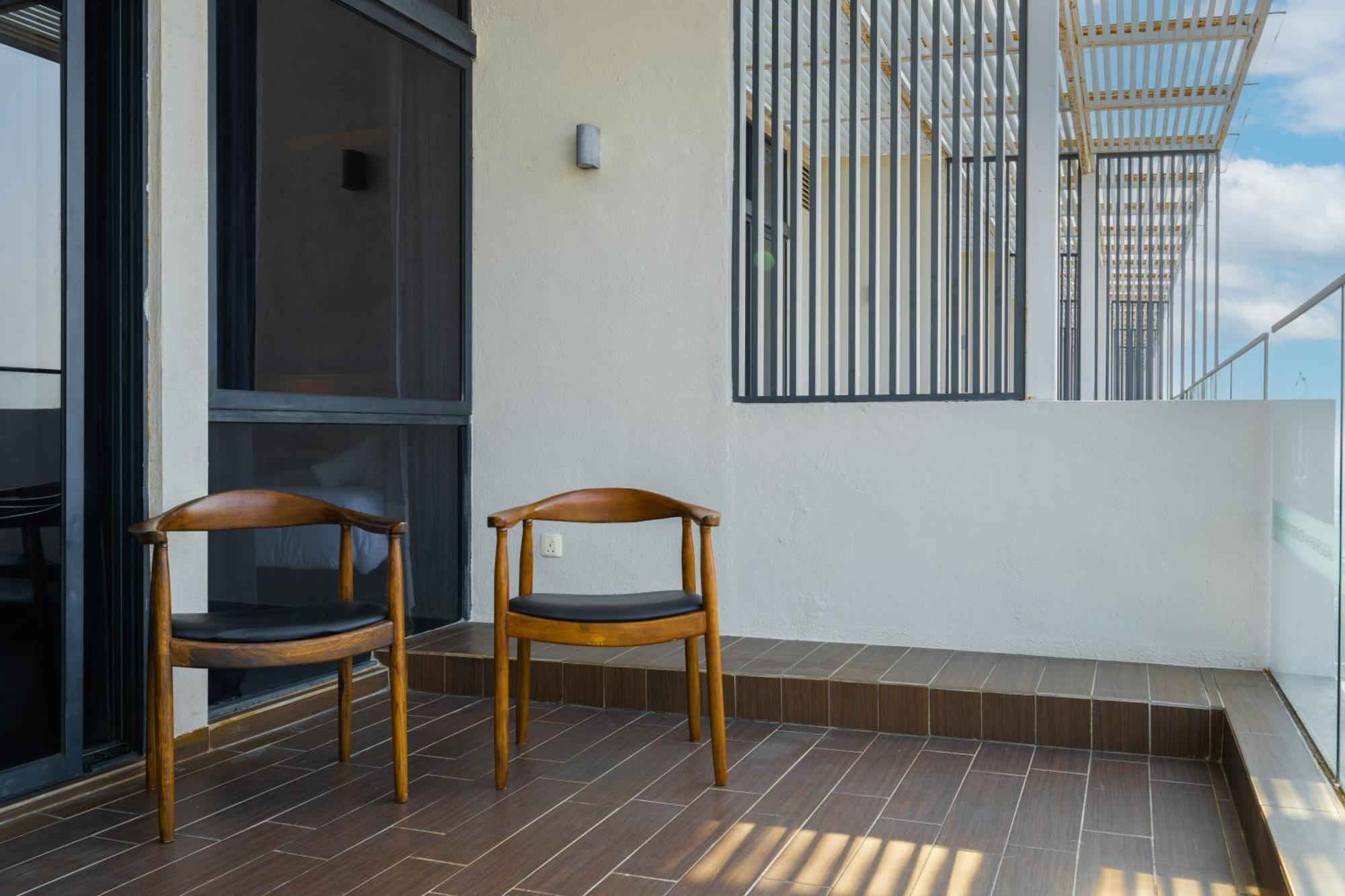Greystone 99 Suites Malacca Екстер'єр фото