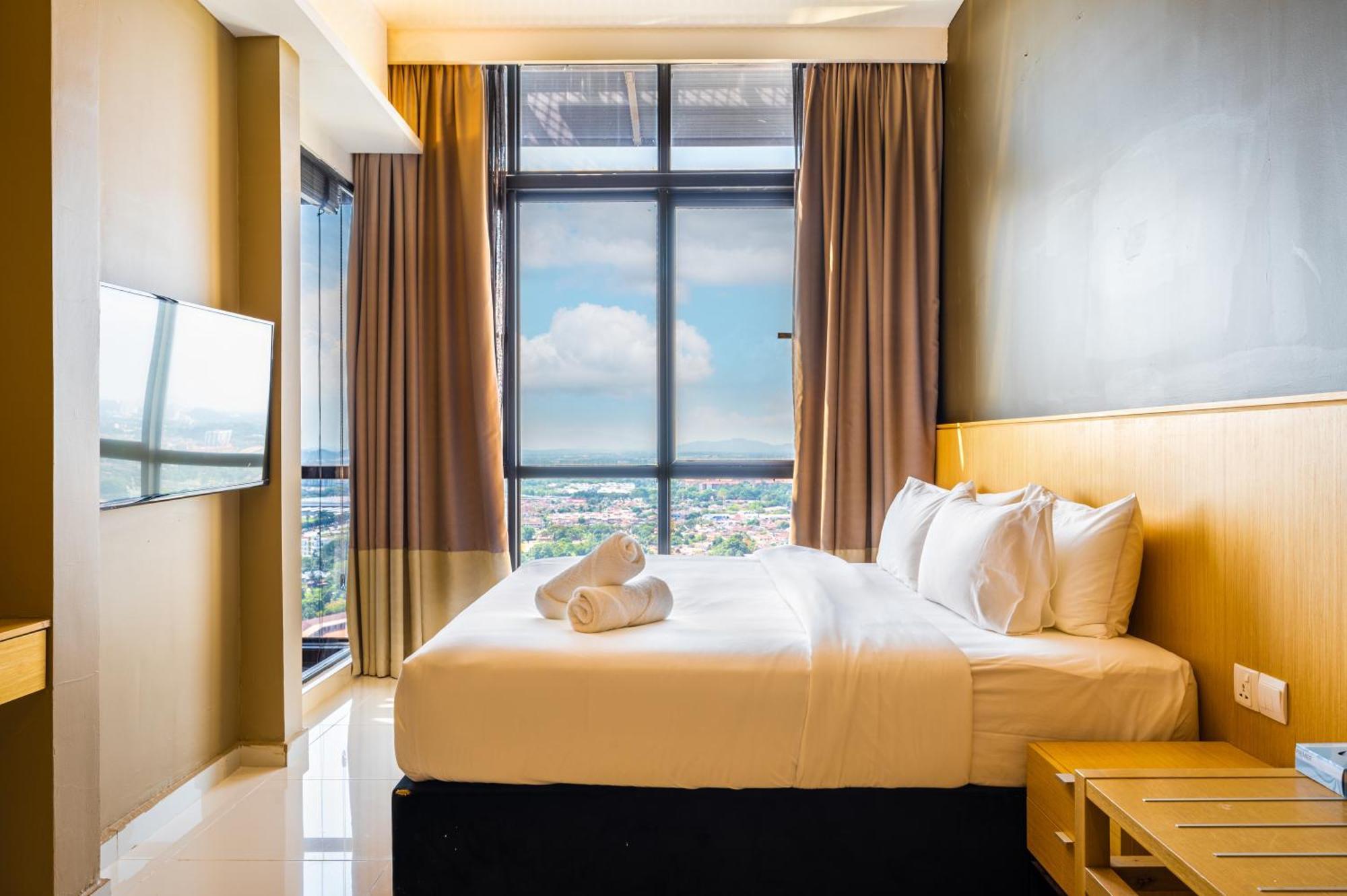 Greystone 99 Suites Malacca Екстер'єр фото
