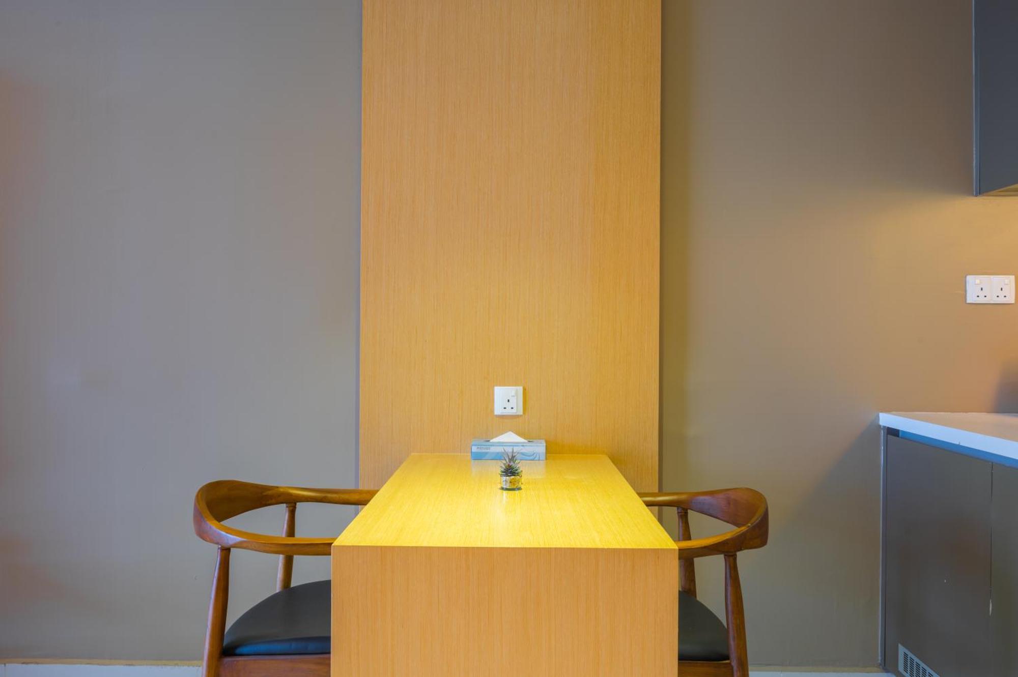Greystone 99 Suites Malacca Екстер'єр фото