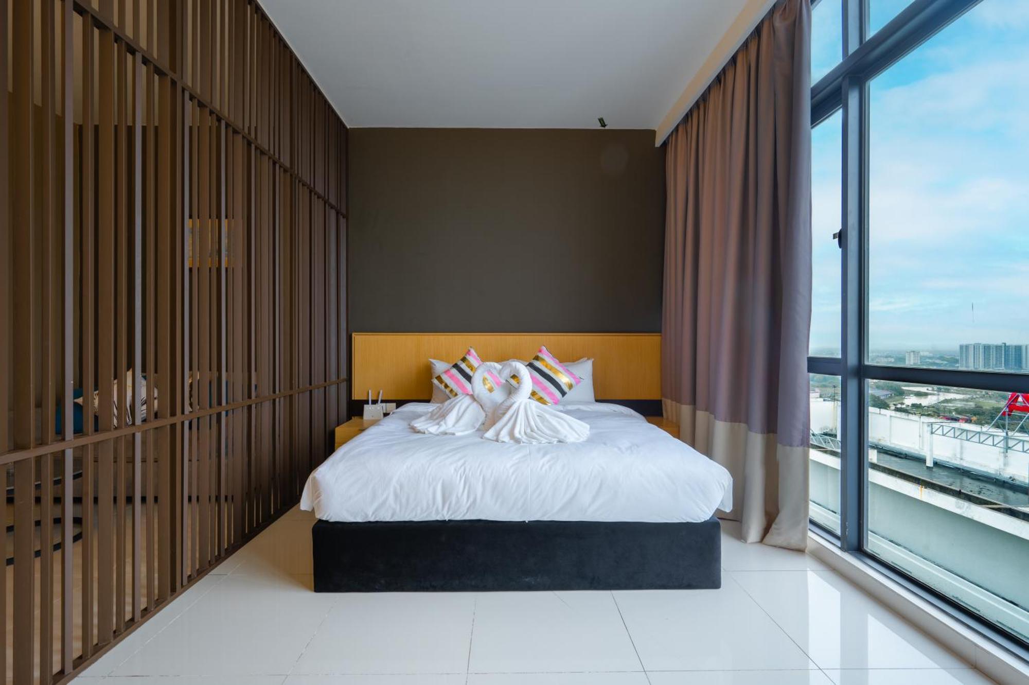 Greystone 99 Suites Malacca Екстер'єр фото